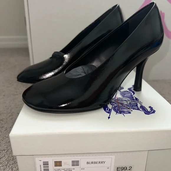 Burberry Glossy Black Heels